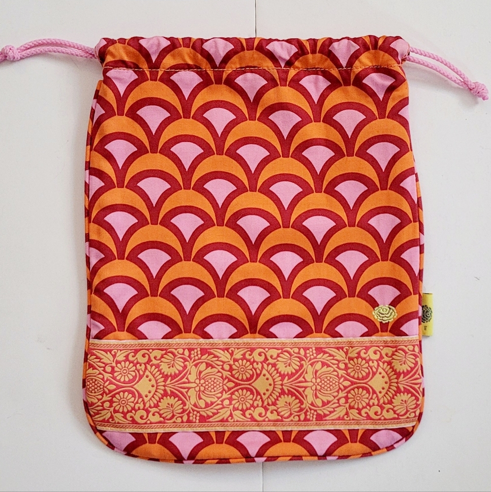 NWOT Amy Butler drawstring travel Bag